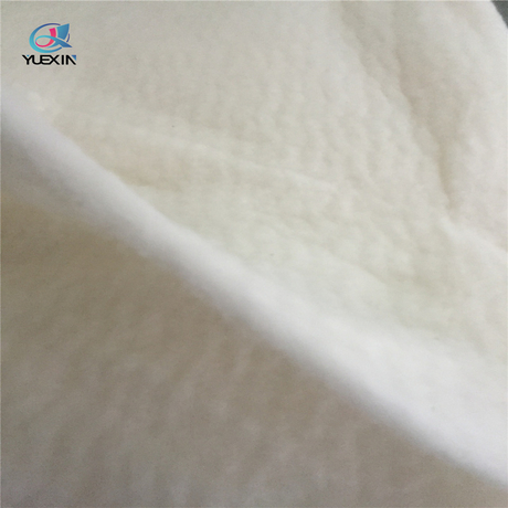 Guata suave, gruesa y natural para la elaboración de colchas y arte portátil.