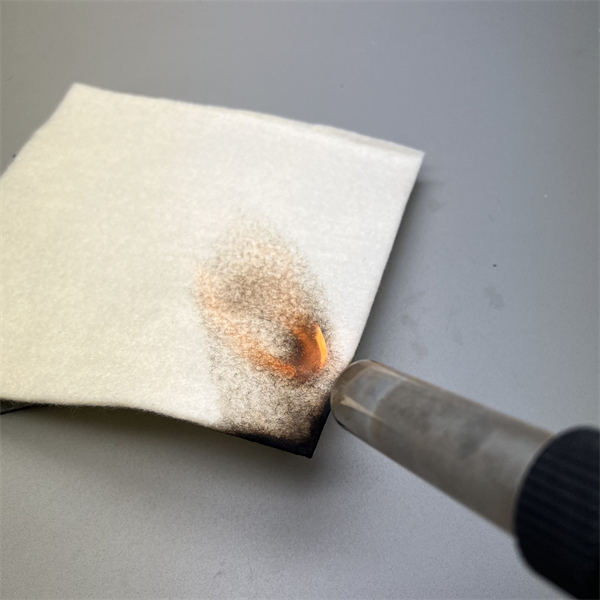 Fieltro 100% metaaramida resistente a altas temperaturas Tejido ignífugo UL94 V-0 Transpirable Resistente a las arrugas Ecológico